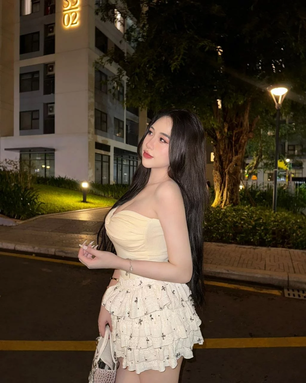 Diệu Ý Pham profile in Orchard, Singapore — photo 2
